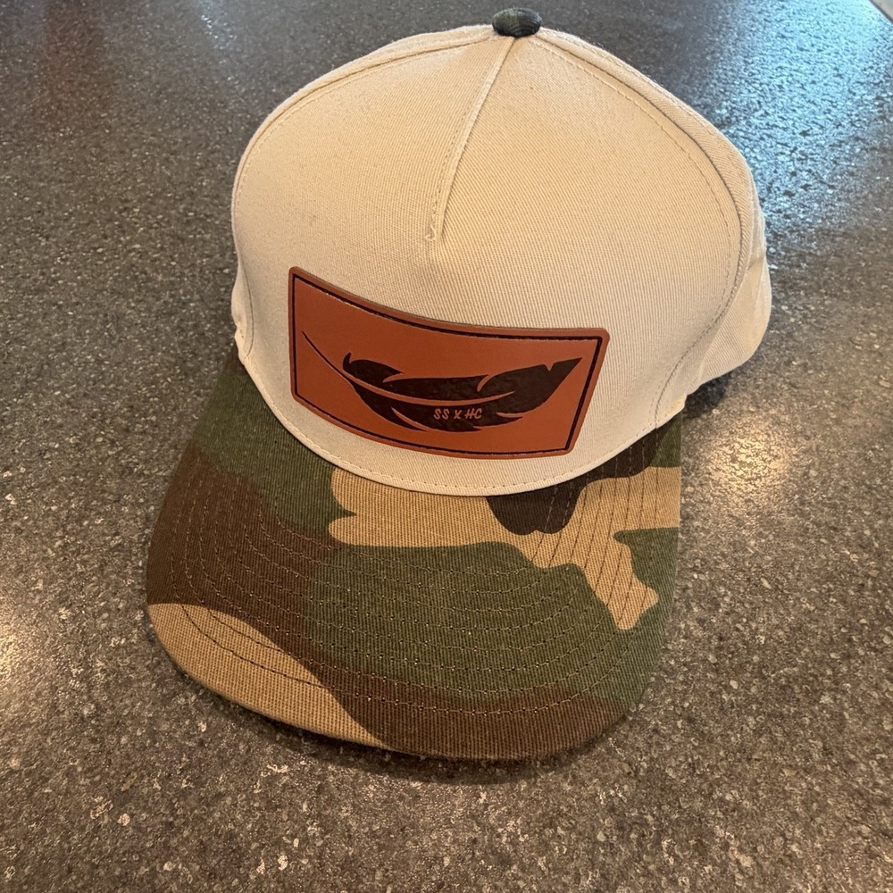 Southern String Hat Co. RARE Camo SnapBack Hat Leather Feather Patch BRAND NEW